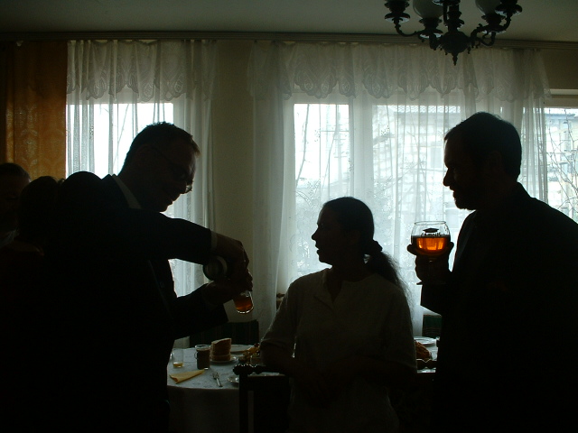 Moze lepiej, ze troche ciemno???